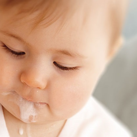 Giảm nôn trớ ở trẻ sơ sinh