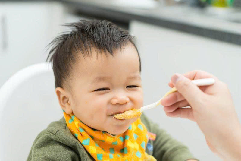 Chăm sóc bé đúng cách sẽ giúp phục hồi hệ tiêu hóa nhanh hơn